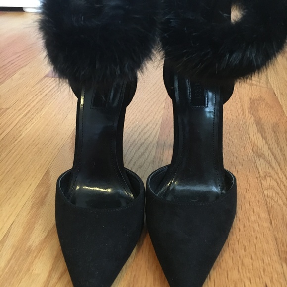 Black Furry Heels - Picture 1 of 3